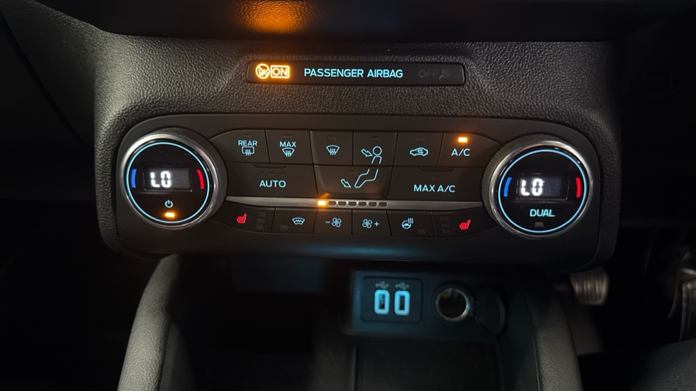 Ford Focus 1.0 EcoBoost Hybrid mHEV 155 ST-Line X Edition 5dr Petrol Hatchback - Image 36