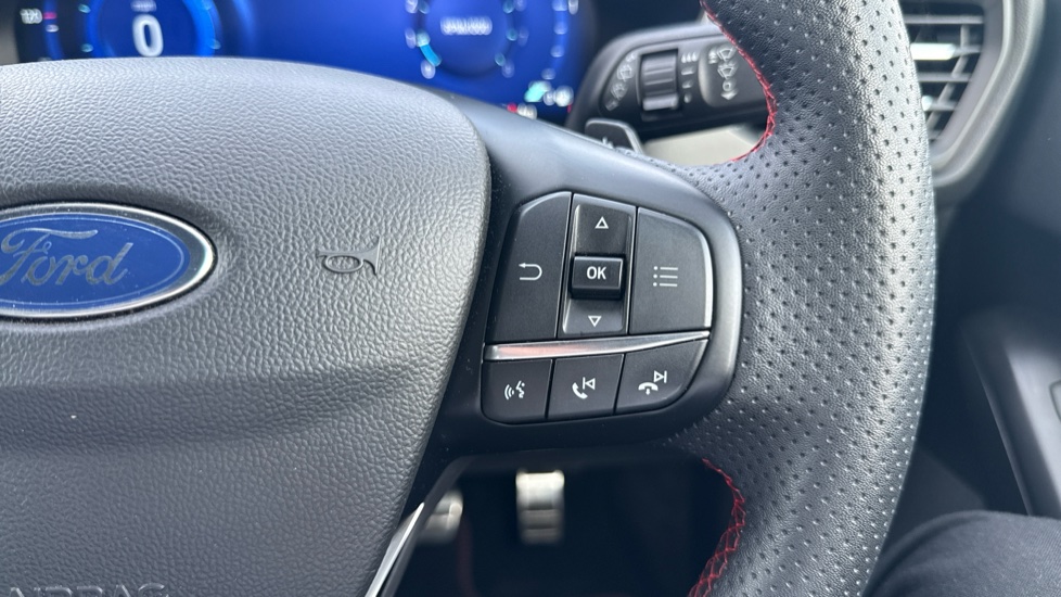 Ford Focus 1.0 EcoBoost Hybrid mHEV 155 ST-Line X 5dr Auto Petrol Estate - Image 19