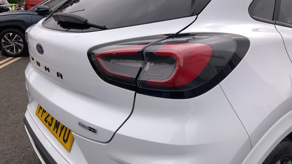 Ford Puma 1.0 EcoBoost Hybrid mHEV 155 ST-Line X 5dr Petrol Hatchback - Image 37
