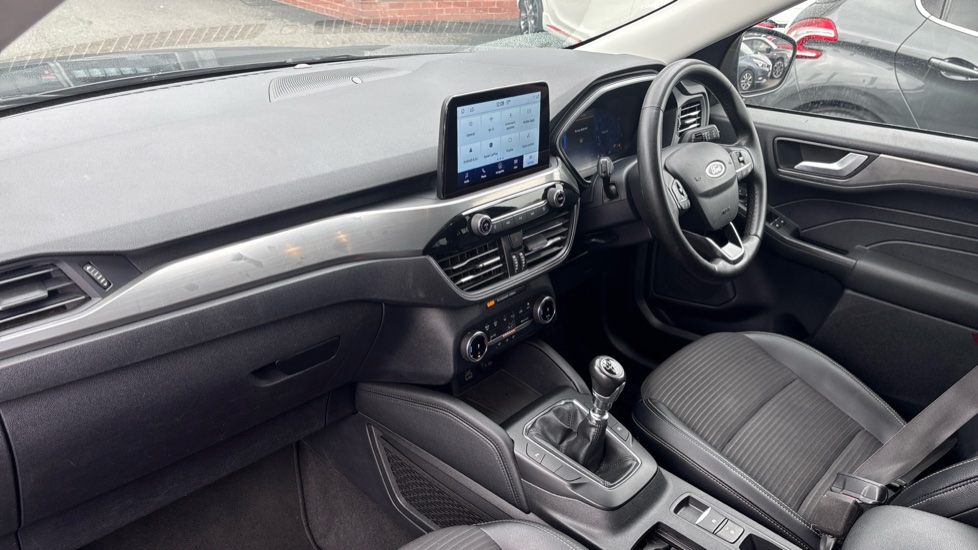 Ford Kuga 1.5 EcoBoost 150 Titanium Edition 5dr Petrol Estate - Image 10