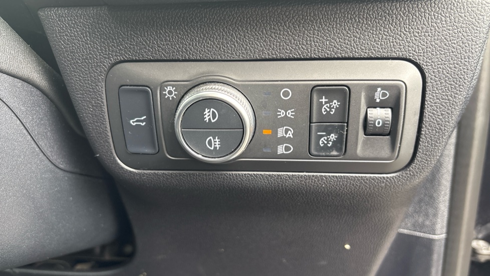 Ford Kuga 1.5 EcoBoost 150 Titanium Edition 5dr Petrol Estate - Image 35