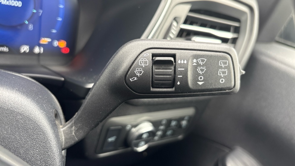 Ford Kuga 1.5 EcoBoost 150 Titanium Edition 5dr Petrol Estate - Image 38