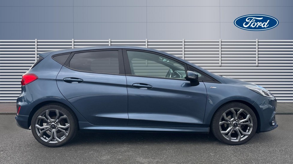 Ford Fiesta 1.0 EcoBoost Hybrid mHEV 125 ST-Line Edition 5dr Petrol Hatchback - Image 4