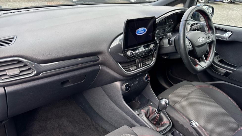 Ford Fiesta 1.0 EcoBoost Hybrid mHEV 125 ST-Line Edition 5dr Petrol Hatchback - Image 10