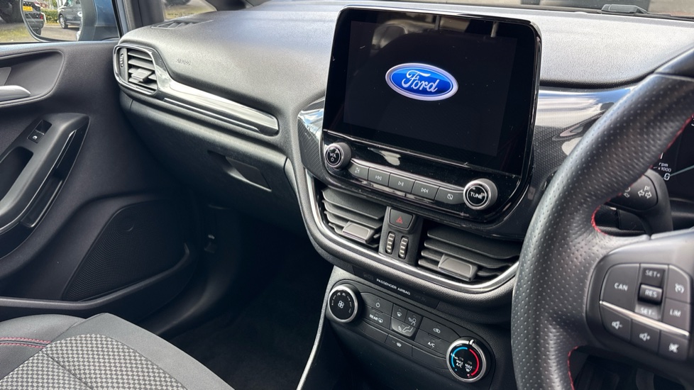 Ford Fiesta 1.0 EcoBoost Hybrid mHEV 125 ST-Line Edition 5dr Petrol Hatchback - Image 14
