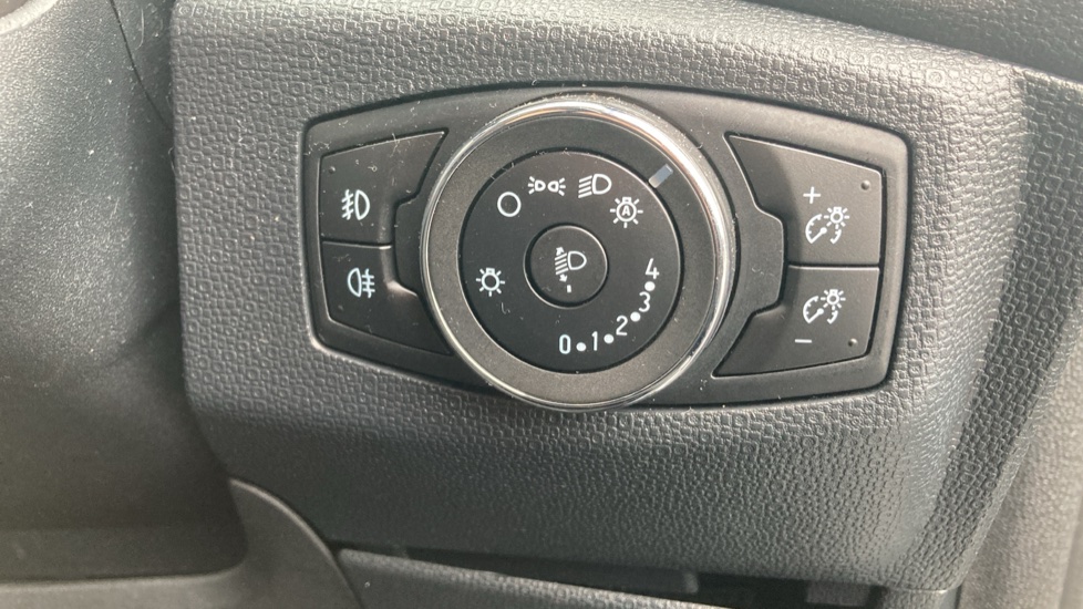Ford EcoSport 1.0 EcoBoost 140 ST-Line 5dr Petrol Hatchback - Image 31