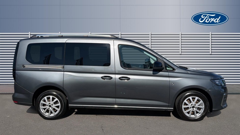 Ford Tourneo Connect 2.0 EcoBlue Titanium 5dr [7 seat] Diesel Estate - Image 7