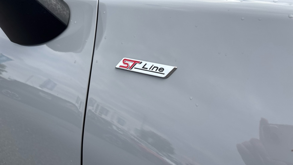 Ford Puma 1.0 EcoBoost Hybrid mHEV ST-Line 5dr Petrol Hatchback - Image 36