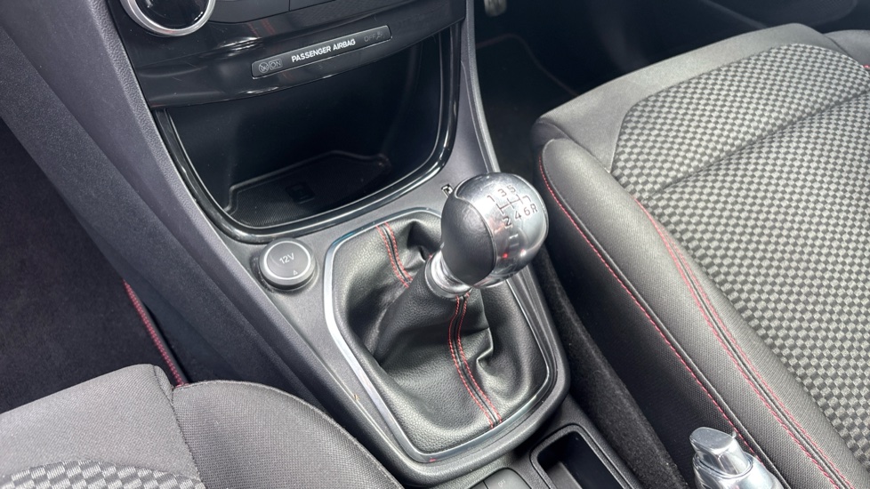 Ford Puma 1.0 EcoBoost Hybrid mHEV 155 ST-Line 5dr Petrol Hatchback - Image 16