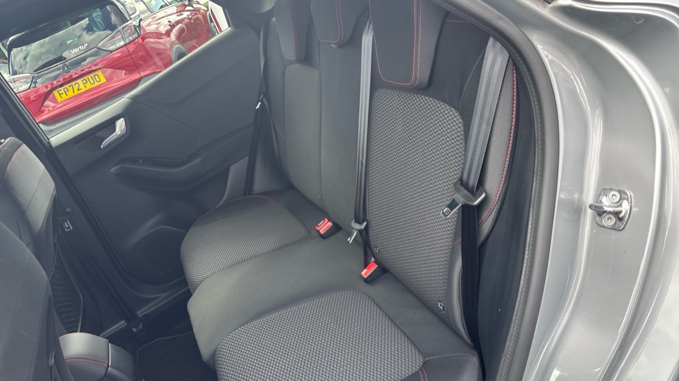 Ford Puma 1.0 EcoBoost Hybrid mHEV 155 ST-Line 5dr Petrol Hatchback - Image 19
