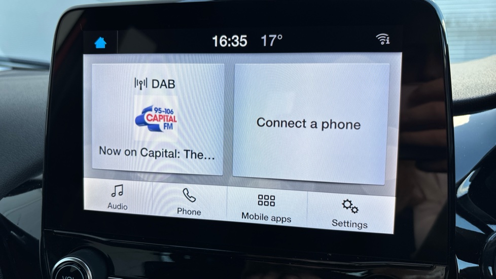 Ford Fiesta 1.0 EcoBoost Hybrid mHEV 125 Titanium 5dr Petrol Hatchback - Image 13