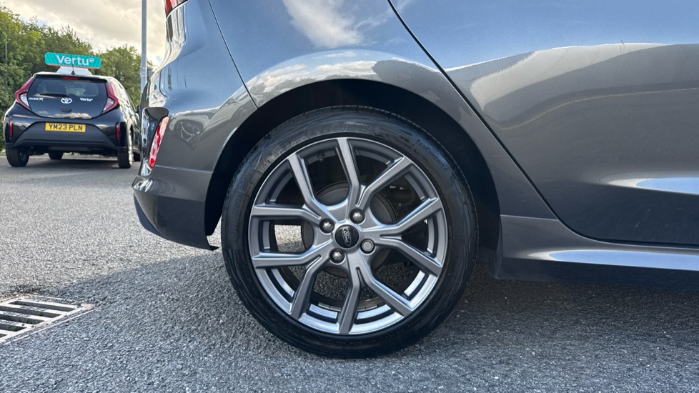 Ford Fiesta 1.0 EcoBoost ST-Line 5dr Petrol Hatchback - Image 8