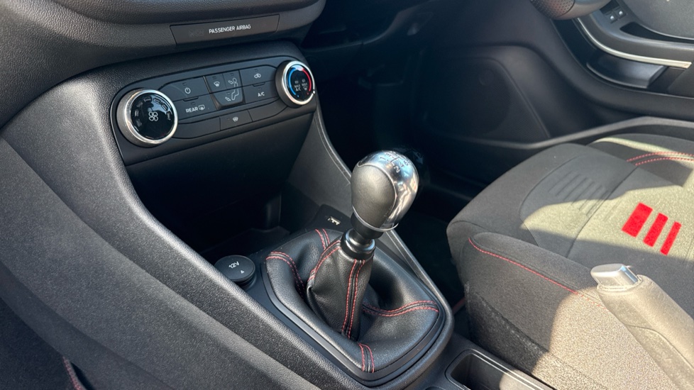Ford Fiesta 1.0 EcoBoost ST-Line 5dr Petrol Hatchback - Image 13