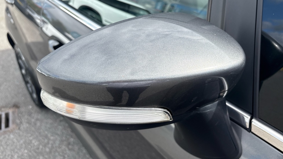 Ford EcoSport 1.0 EcoBoost 125 Zetec 5dr Petrol Hatchback - Image 28