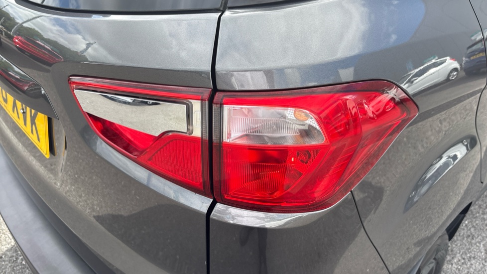 Ford EcoSport 1.0 EcoBoost 125 Zetec 5dr Petrol Hatchback - Image 29