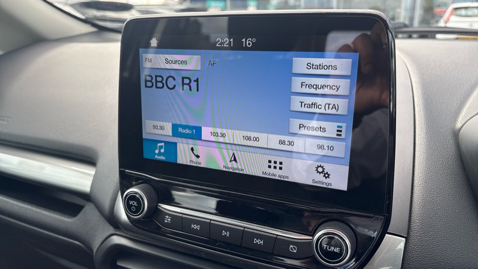 Ford EcoSport 1.0 EcoBoost 125 Zetec 5dr Petrol Hatchback - Image 17