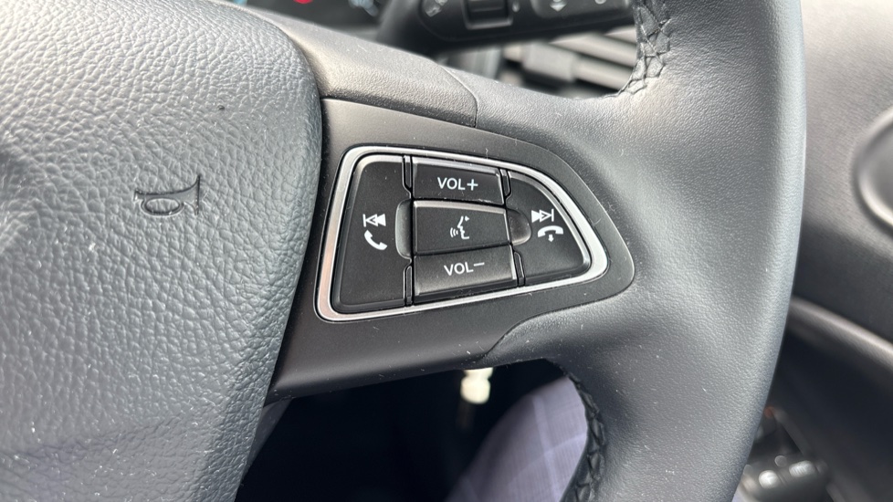 Ford EcoSport 1.0 EcoBoost 125 Zetec 5dr Petrol Hatchback - Image 40