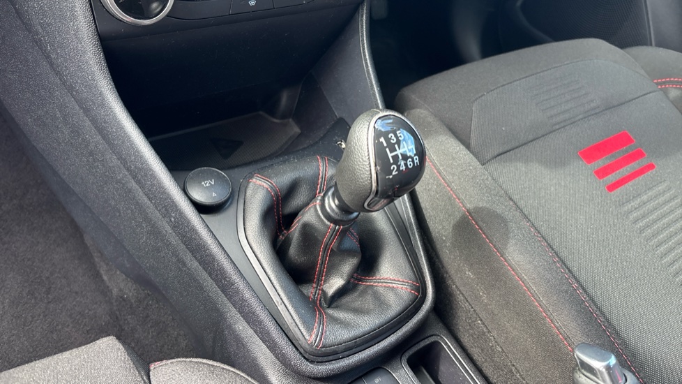 Ford Fiesta 1.0 EcoBoost ST-Line 5dr Petrol Hatchback - Image 24
