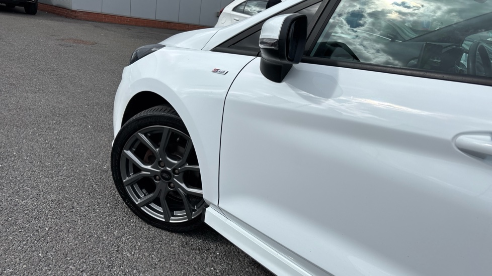 Ford Fiesta 1.0 EcoBoost ST-Line 5dr Petrol Hatchback - Image 35