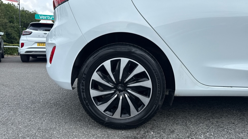 Ford Fiesta 1.0 EcoBoost Titanium 5dr Petrol Hatchback - Image 7
