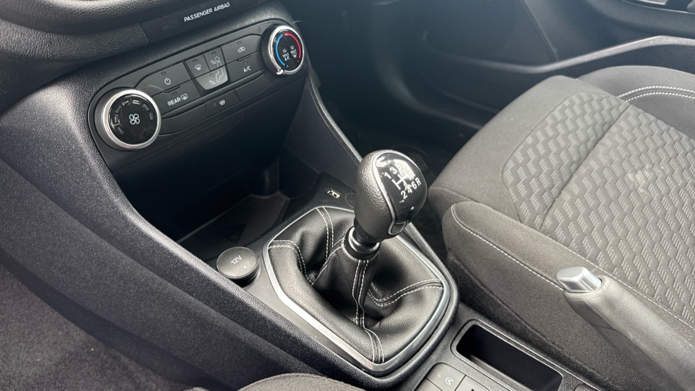 Ford Fiesta 1.0 EcoBoost Titanium 5dr Petrol Hatchback - Image 18