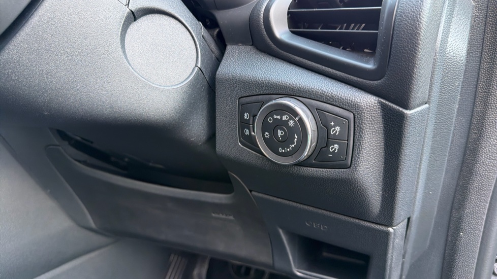 Ford EcoSport 1.0 EcoBoost 125 ST-Line 5dr Petrol Hatchback - Image 33