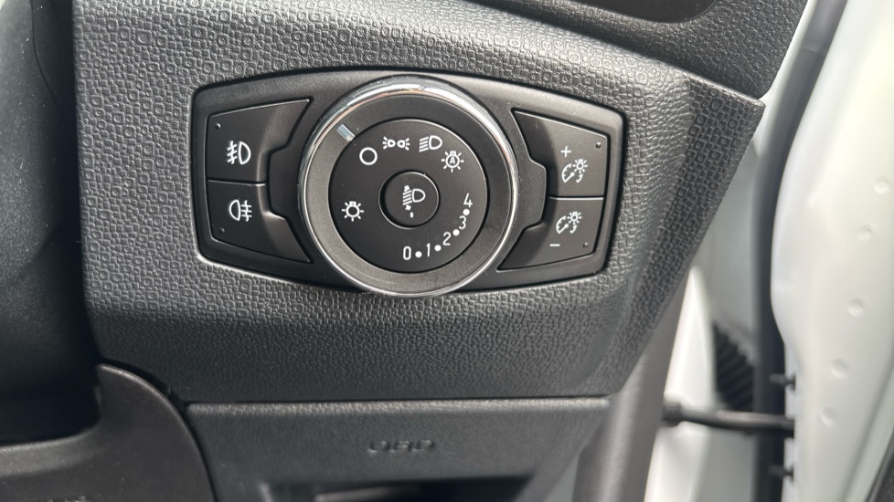 Ford EcoSport 1.0 EcoBoost 125 Active 5dr Petrol Hatchback - Image 19