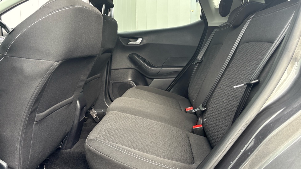 Ford Fiesta 1.0 EcoBoost Hybrid mHEV 125 Titanium 5dr Petrol Hatchback - Image 17