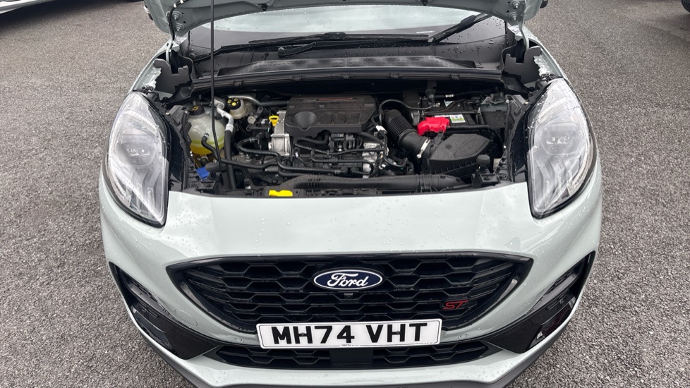 Ford Puma ST 1.0 EcoBoost Hybrid mHEV 170 ST 5dr DCT Petrol Hatchback - Image 30