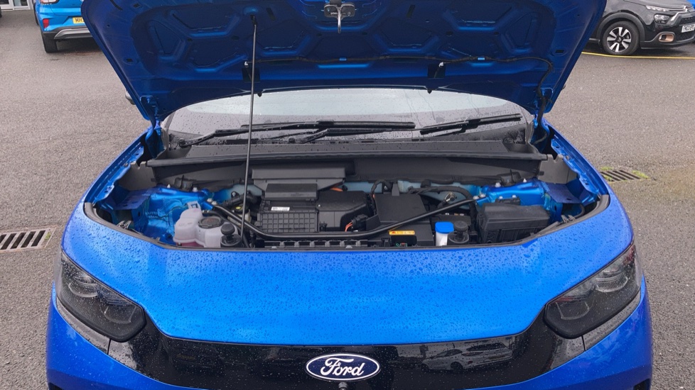 Ford Capri 125kW Premium 52kWh 5dr Auto [Driver Assist Pack] Electric Estate - Image 29