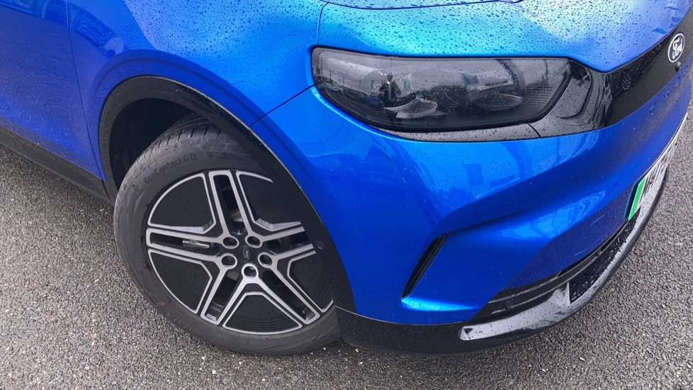 Ford Capri 125kW Premium 52kWh 5dr Auto [Driver Assist Pack] Electric Estate - Image 33