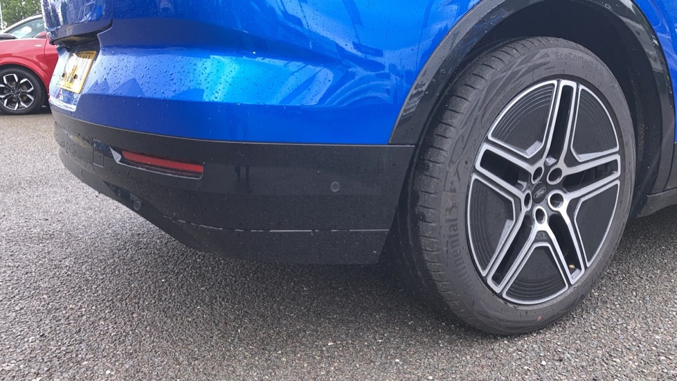 Ford Capri 125kW Premium 52kWh 5dr Auto [Driver Assist Pack] Electric Estate - Image 38