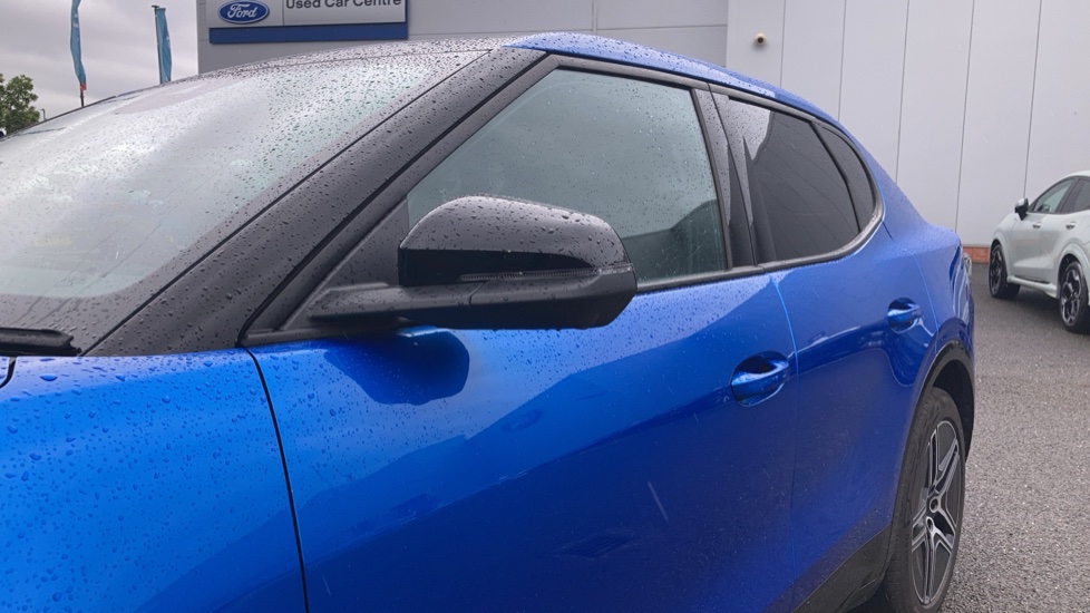 Ford Capri 125kW Premium 52kWh 5dr Auto [Driver Assist Pack] Electric Estate - Image 35