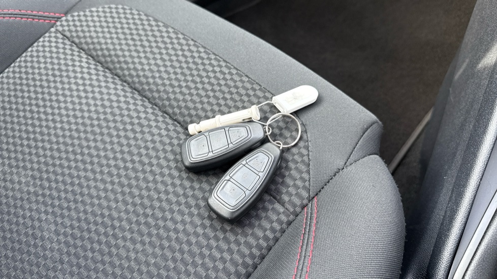 Ford Fiesta 1.0 EcoBoost Hybrid mHEV 155 ST-Line Edition 5dr Petrol Hatchback - Image 22