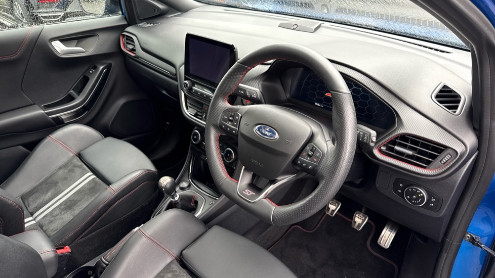 Ford Puma ST 1.5 EcoBoost ST 5dr Petrol Hatchback - Image 24