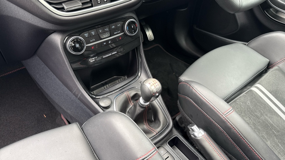 Ford Puma ST 1.5 EcoBoost ST 5dr Petrol Hatchback - Image 26