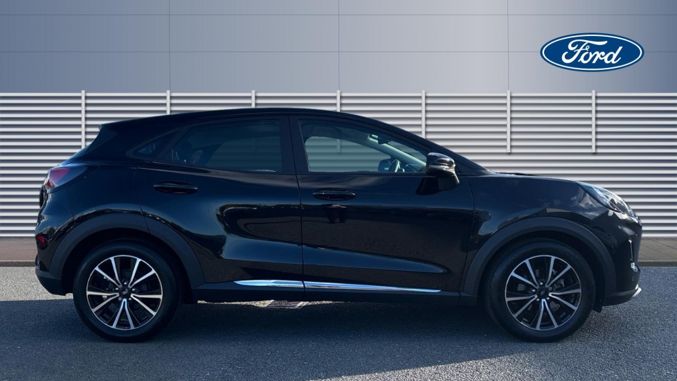 Ford Puma 1.0 EcoBoost Hybrid mHEV Titanium 5dr Petrol Hatchback - Image 5