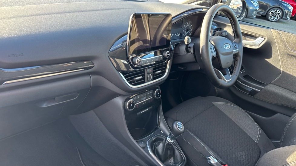 Ford Puma 1.0 EcoBoost Hybrid mHEV Titanium 5dr Petrol Hatchback - Image 9