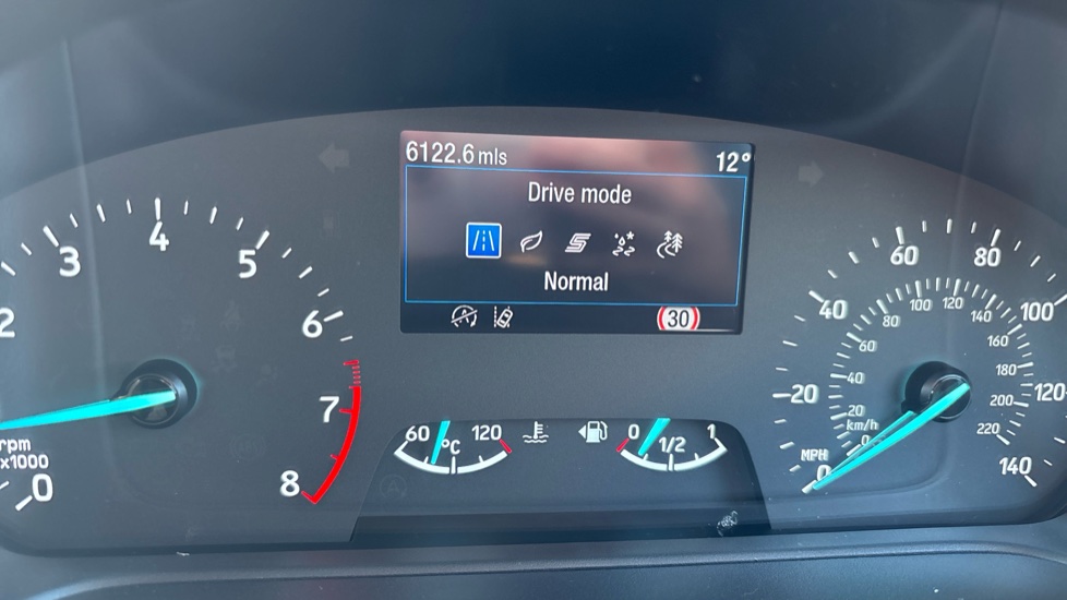Ford Puma 1.0 EcoBoost Hybrid mHEV Titanium 5dr Petrol Hatchback - Image 31
