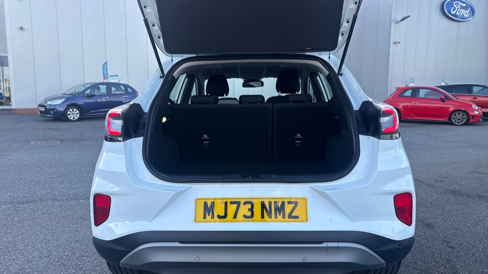 Ford Puma 1.0 EcoBoost Hybrid mHEV Titanium 5dr Petrol Hatchback - Image 6