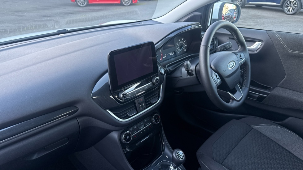 Ford Puma 1.0 EcoBoost Hybrid mHEV Titanium 5dr Petrol Hatchback - Image 10
