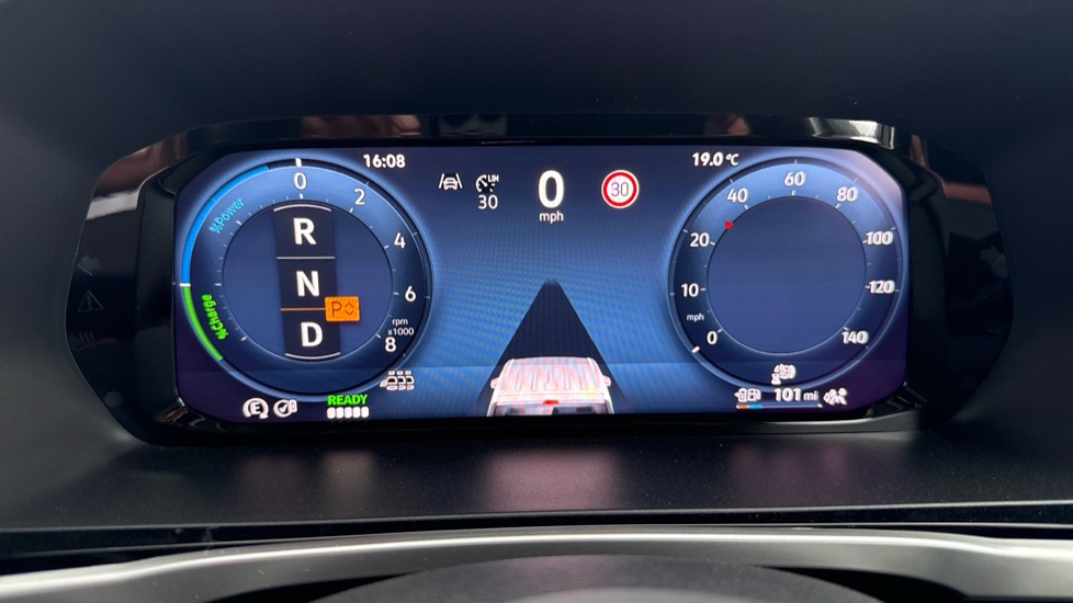 Ford Tourneo Connect 1.5 EcoBoost PHEV 150 Titanium 5dr Auto Estate - Image 18