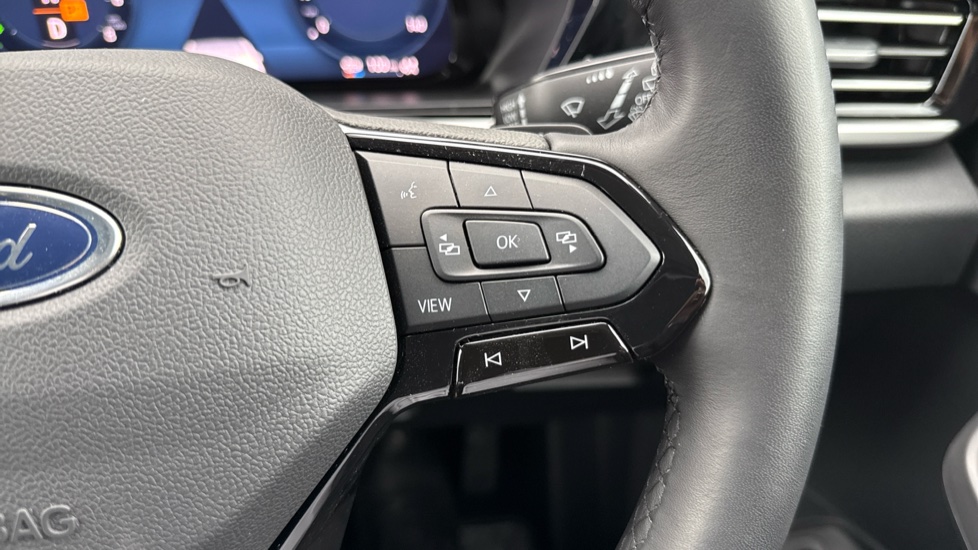 Ford Tourneo Connect 1.5 EcoBoost PHEV 150 Titanium 5dr Auto Estate - Image 24