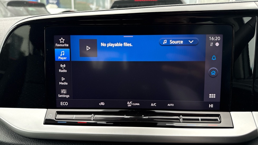 Ford Tourneo Connect 1.5 EcoBoost PHEV 150 Titanium 5dr Auto Estate - Image 29