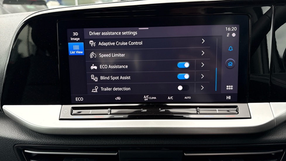 Ford Tourneo Connect 1.5 EcoBoost PHEV 150 Titanium 5dr Auto Estate - Image 37