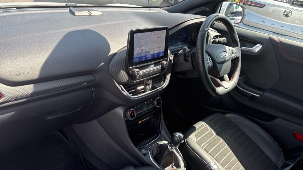 Ford Puma 1.0 EcoBoost Hybrid mHEV ST-Line X 5dr Petrol Hatchback - Image 9