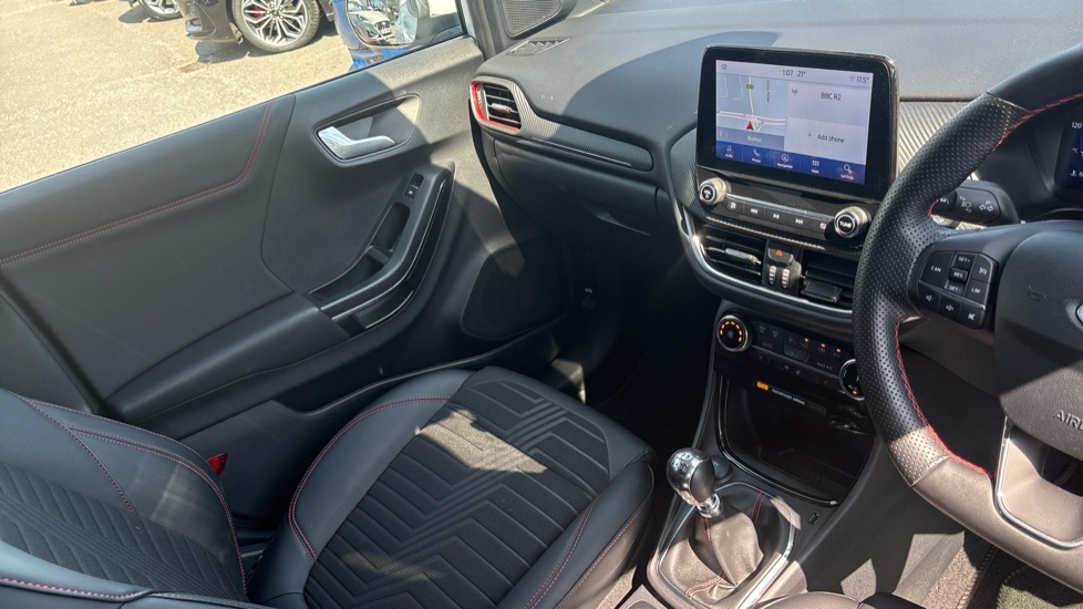 Ford Puma 1.0 EcoBoost Hybrid mHEV ST-Line X 5dr Petrol Hatchback - Image 14