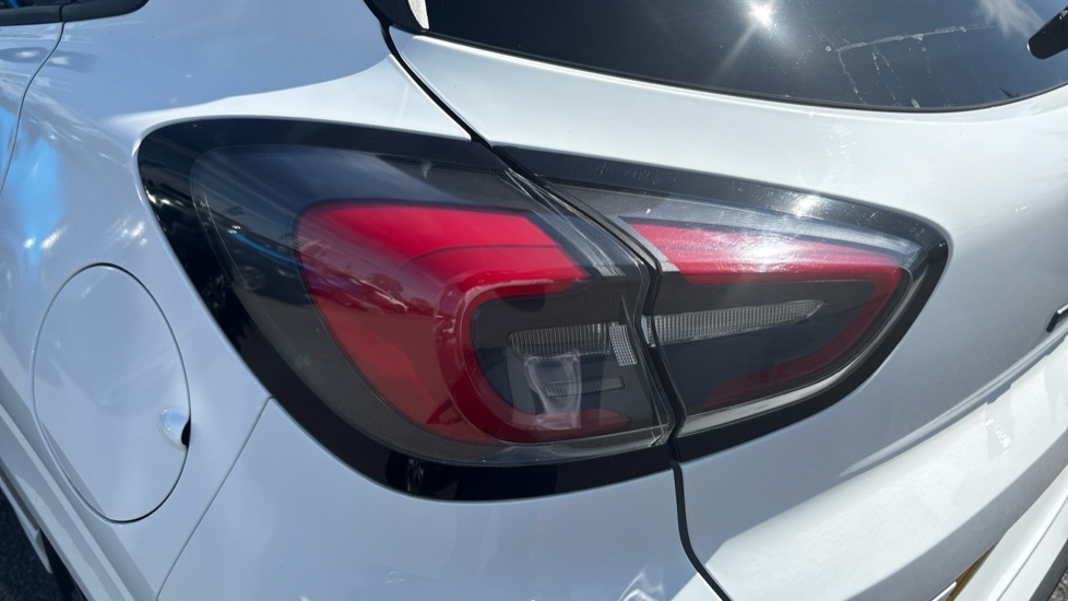 Ford Puma 1.0 EcoBoost Hybrid mHEV ST-Line X 5dr Petrol Hatchback - Image 30
