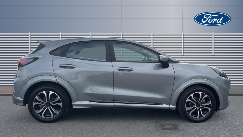 Ford Puma 1.0 EcoBoost Hybrid mHEV ST-Line 5dr Petrol Hatchback - Image 4