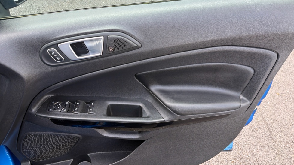 Ford EcoSport 1.0 EcoBoost 125 ST-Line 5dr Petrol Hatchback - Image 31